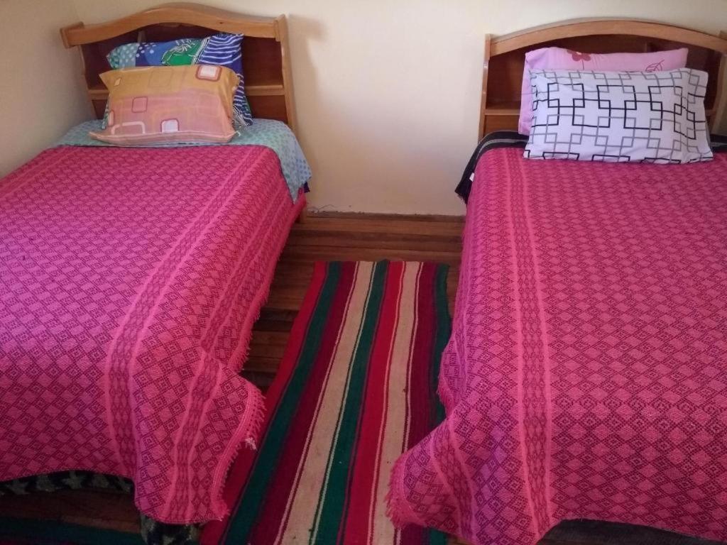 Hostal Luna Del Titikaka En Isla De La Luna Bolivia Hotel Exterior foto