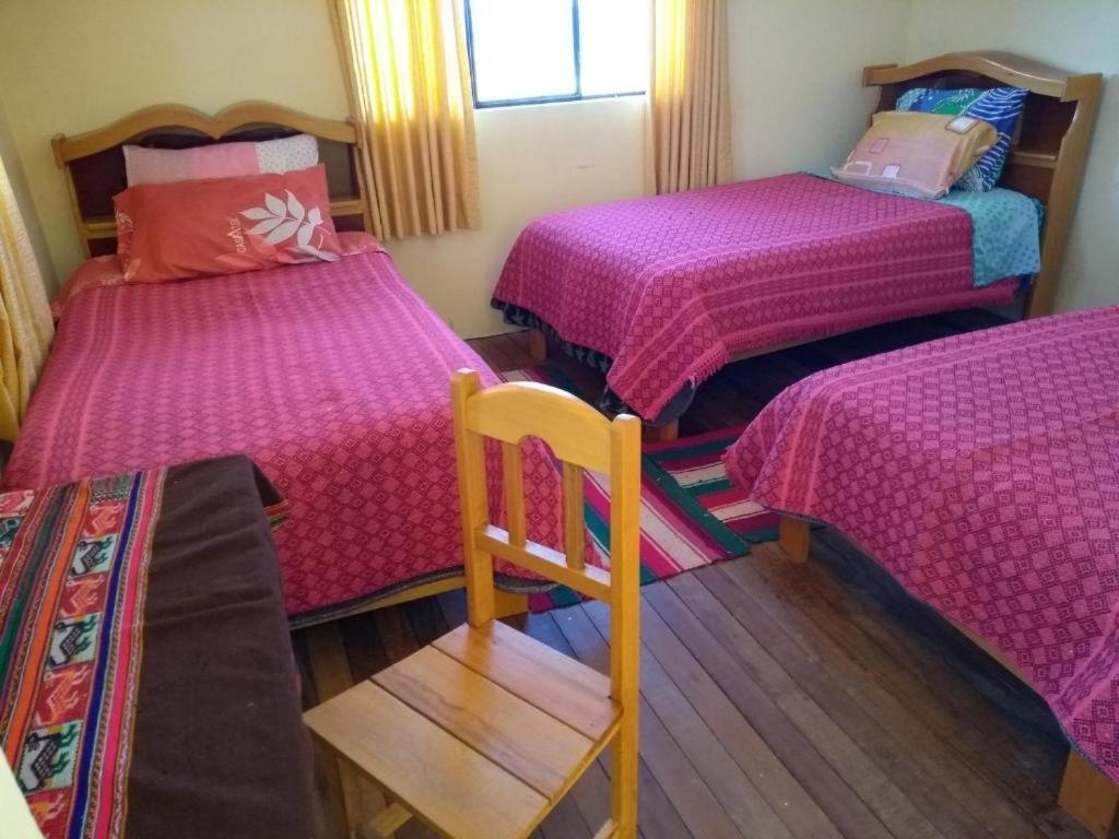 Hostal Luna Del Titikaka En Isla De La Luna Bolivia Hotel Exterior foto
